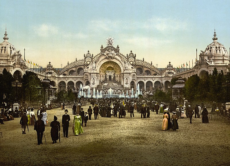 Le_Chateau_d'eau_and_plaza,_Exposition_Universal,_1900,_Paris,_France